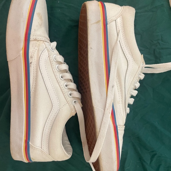 VANS White with Rainbow Foxing Old Skool - Picture 2 of 4